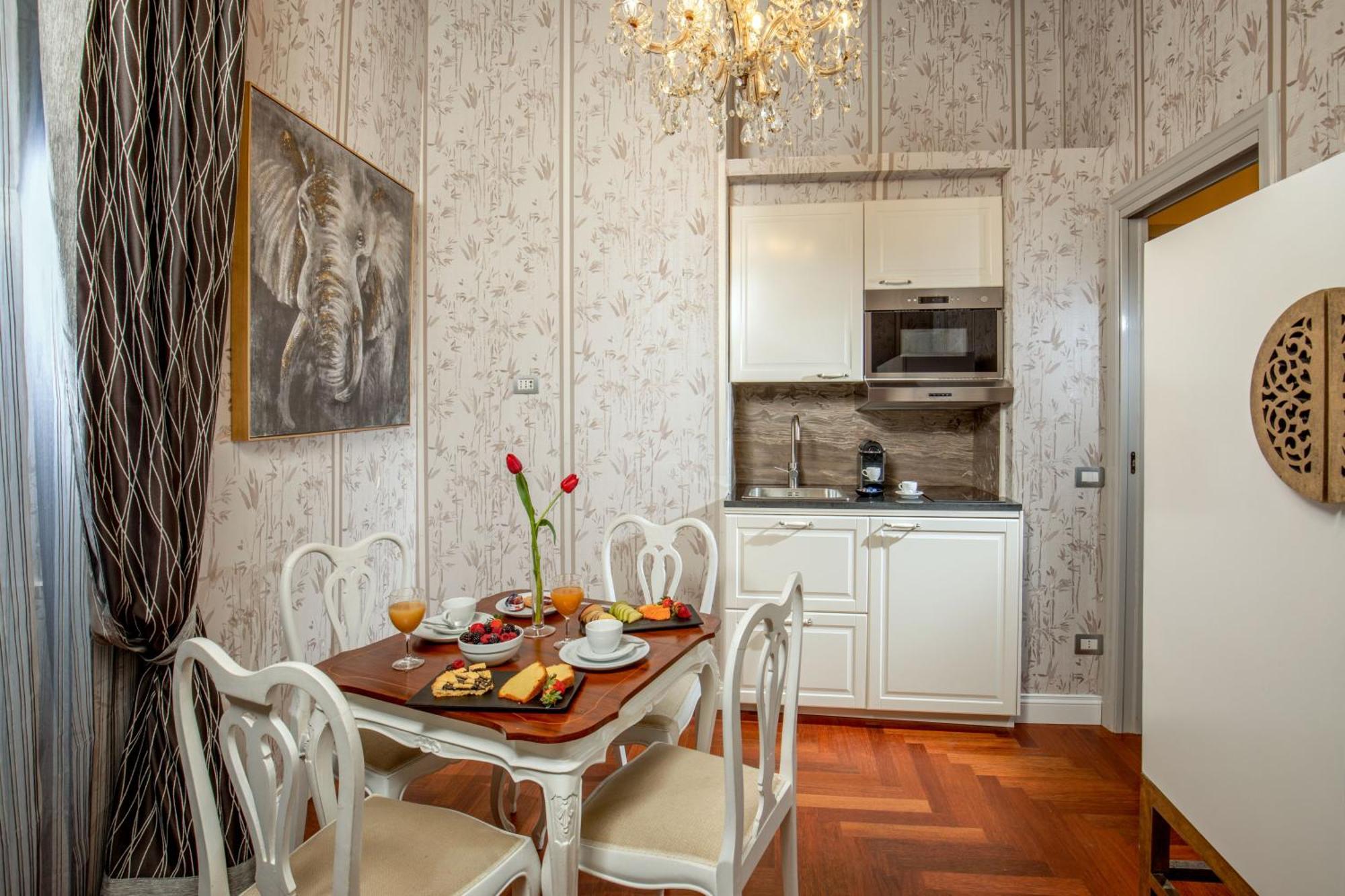 The At The Spanish Steps Luxury Collection - Bocca Di Leone 63 Luxury Maison d'hôtes